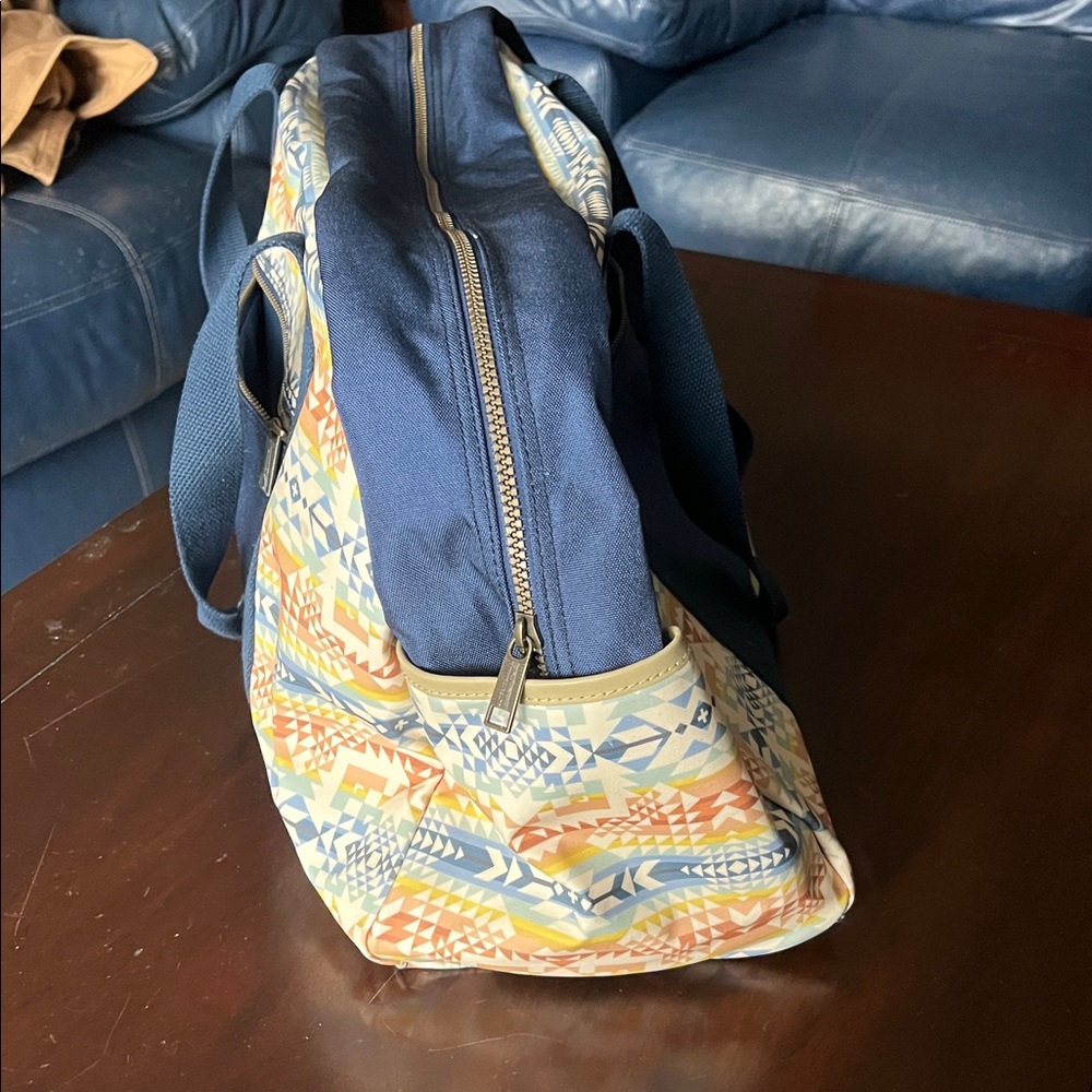 Pendleton Wool Patterned Duffle Bag, Polyester 24… - image 2